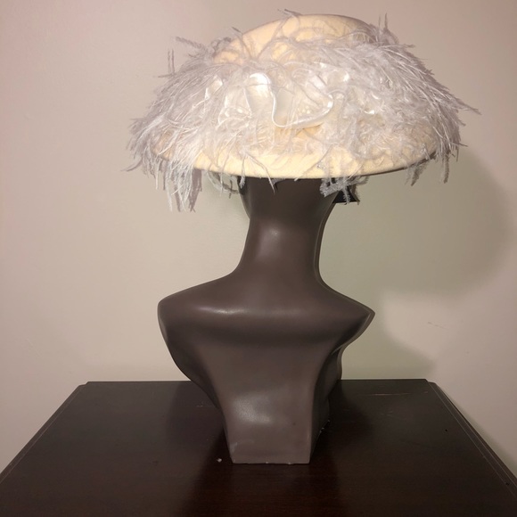 Hat - Picture 3 of 4